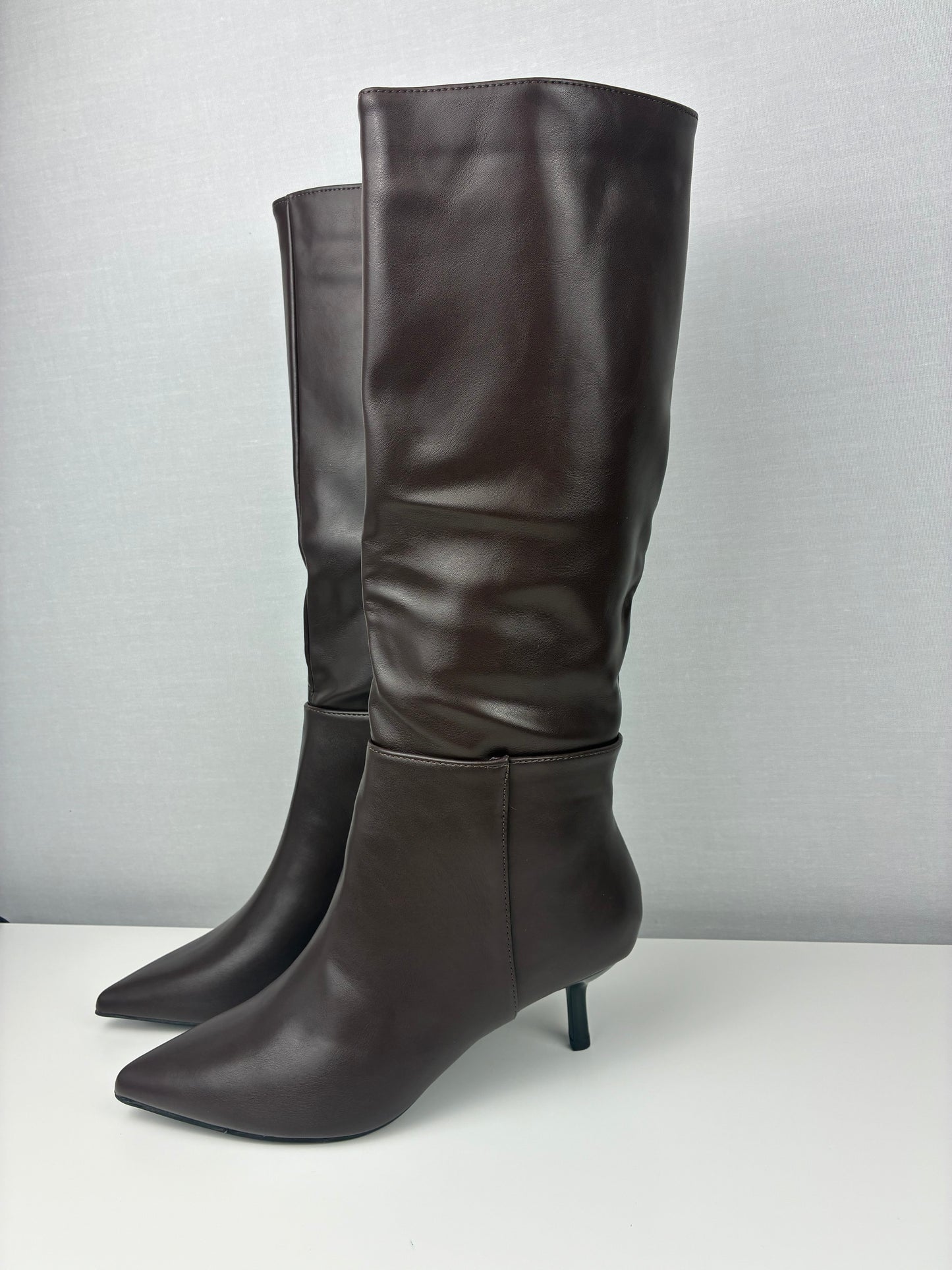 Botas Marrón Chocolate Pico