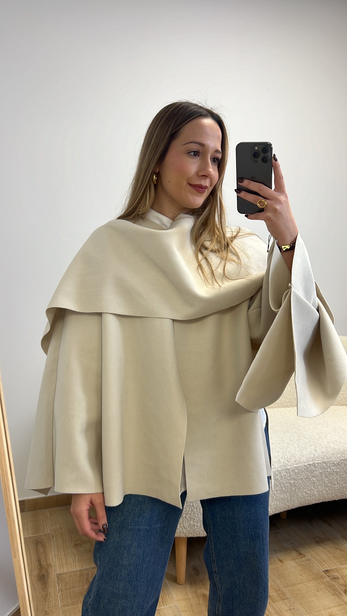 Capa beige