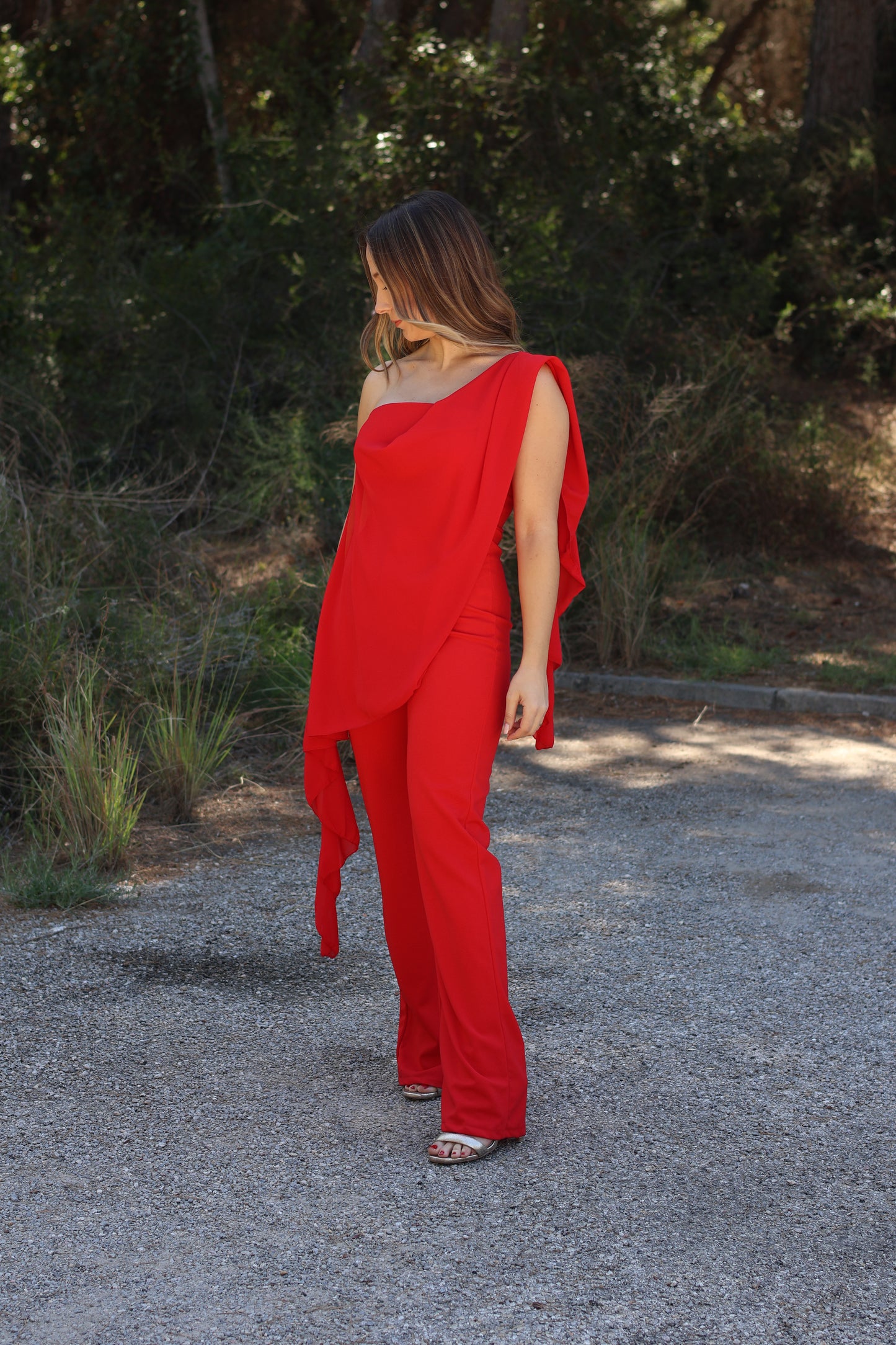 Mono de invitada palabra de honor rojo
