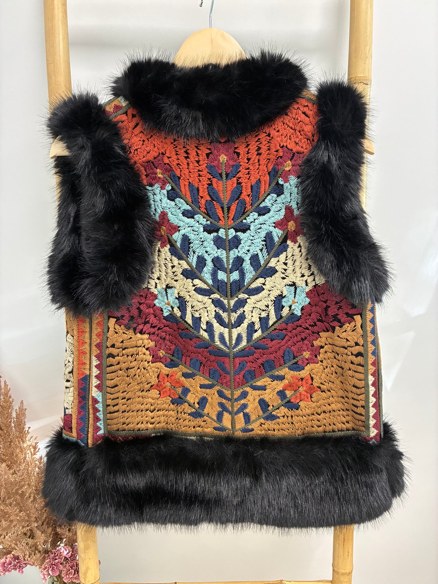 Chaleco Bordado Turín