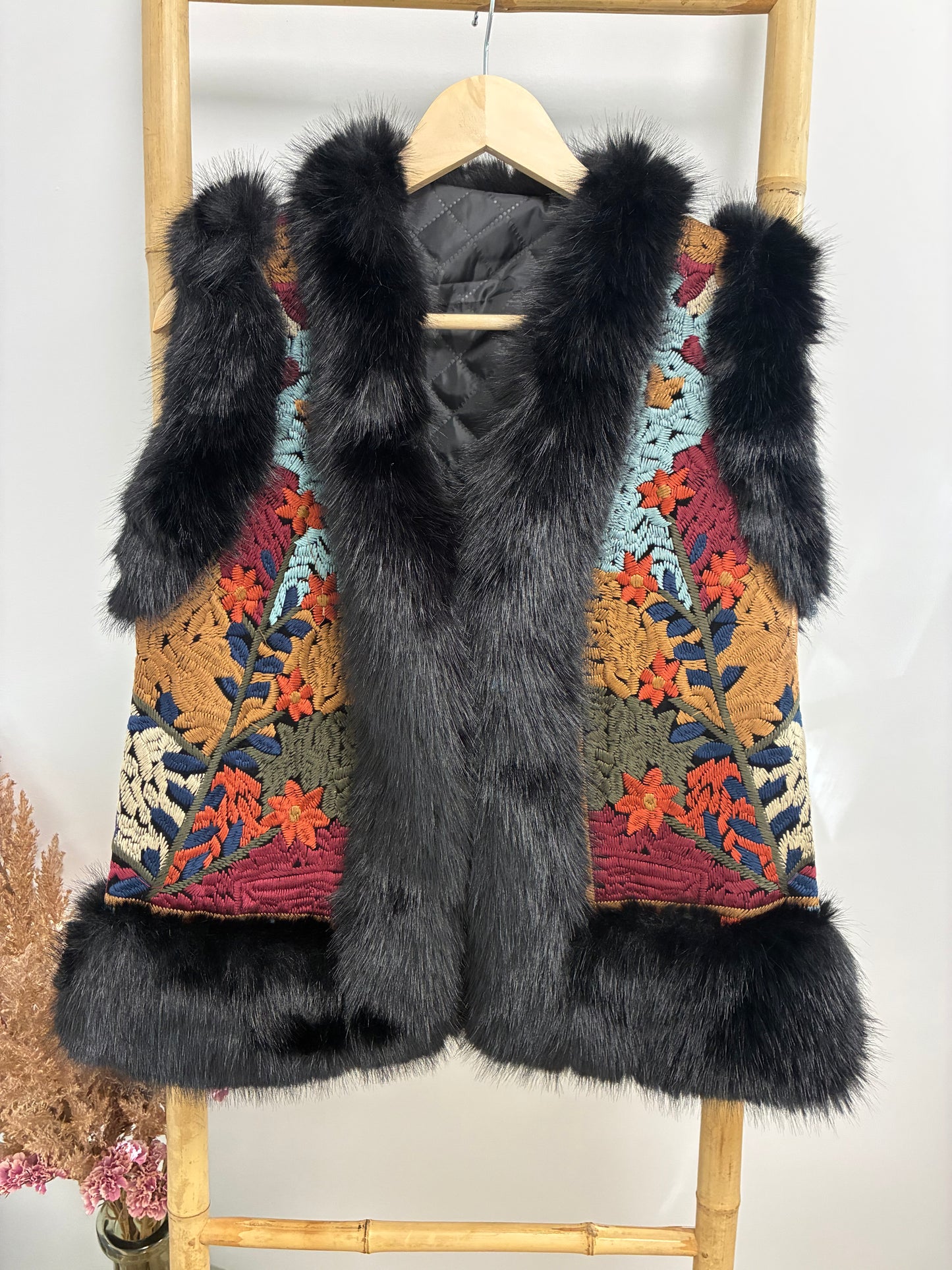 Chaleco Bordado Turín