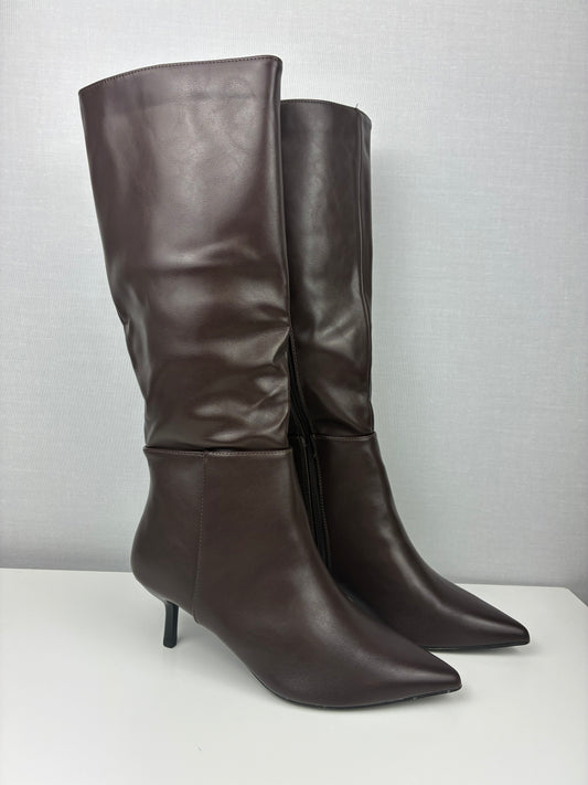 Botas Marrón Chocolate Pico