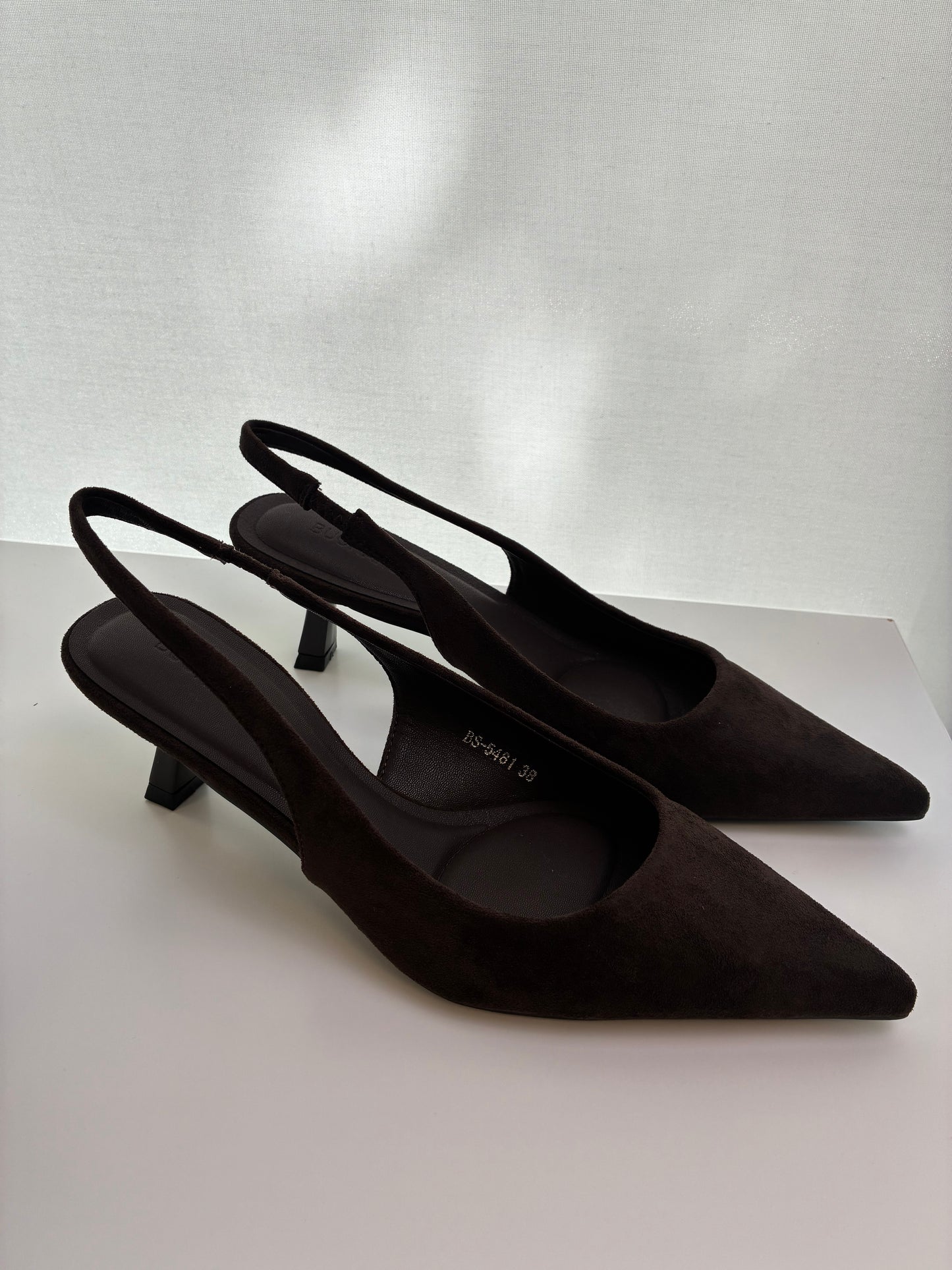 Zapato tacón marrón